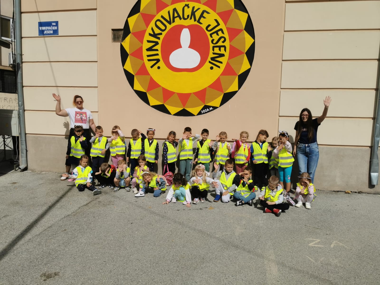 "Kockice" u šetnji Vinkovačkim jesenima